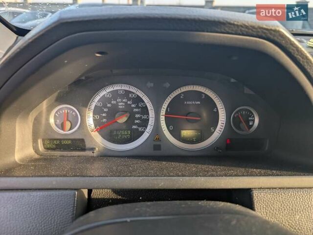 Чорний Вольво ХС90, об'ємом двигуна 2.4 л та пробігом 312 тис. км за 14950 $, фото 26 на Automoto.ua