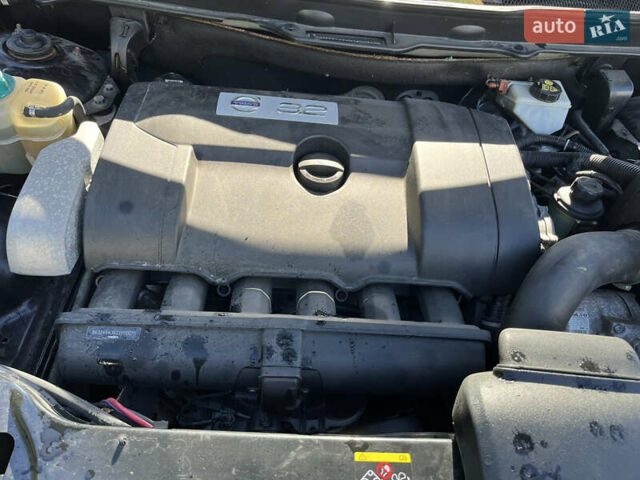 Черный Вольво ХС90, объемом двигателя 3.2 л и пробегом 245 тыс. км за 13000 $, фото 15 на Automoto.ua