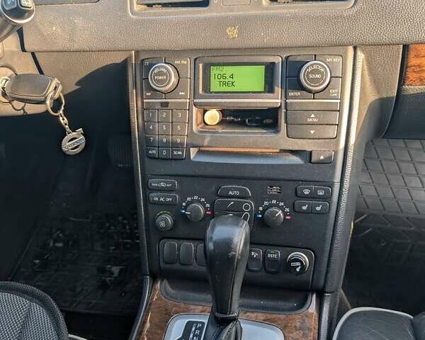 Вольво ХС90 2011 в Ровно на Automoto.ua Черный Вольво ХС90, объемом двигателя 2.4 л и пробегом 312 тыс. км за 15550 $, фото 42 на Automoto.ua