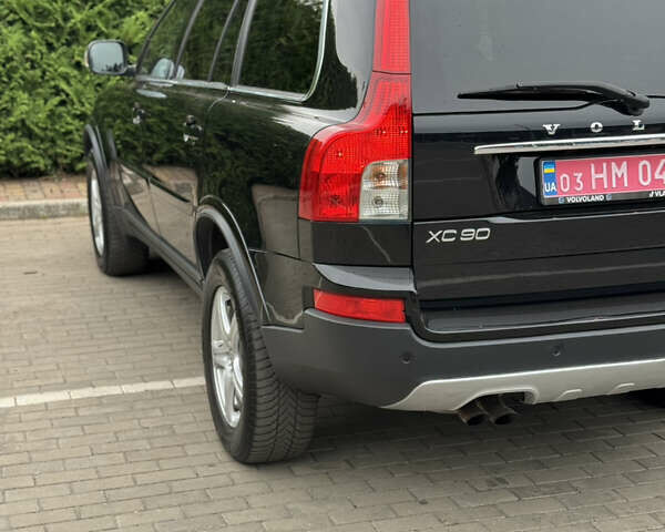 Чорний Вольво ХС90, об'ємом двигуна 2.4 л та пробігом 186 тис. км за 16390 $, фото 20 на Automoto.ua