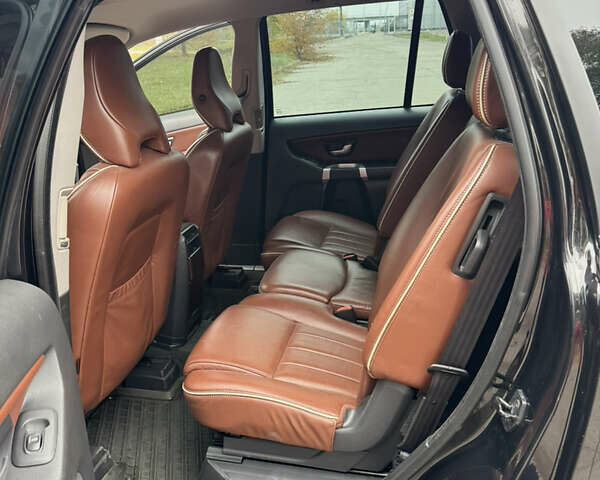 Черный Вольво ХС90, объемом двигателя 2.4 л и пробегом 152 тыс. км за 20500 $, фото 8 на Automoto.ua