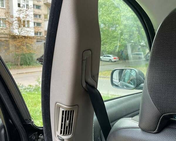 Черный Вольво ХС90, объемом двигателя 2.4 л и пробегом 220 тыс. км за 16200 $, фото 25 на Automoto.ua