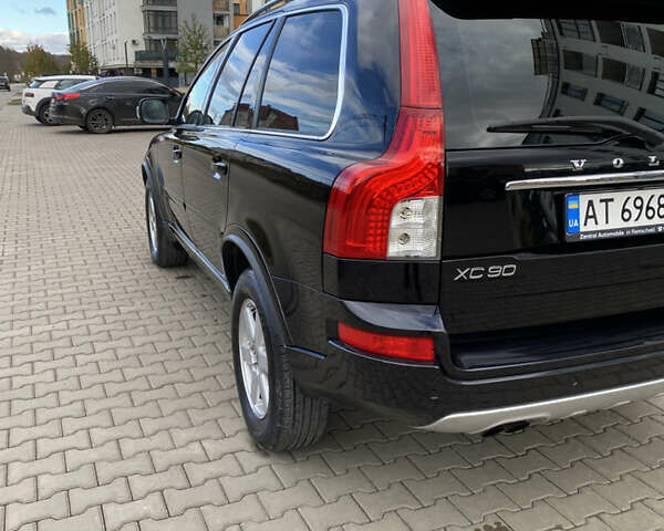 Черный Вольво ХС90, объемом двигателя 2.4 л и пробегом 235 тыс. км за 16500 $, фото 2 на Automoto.ua