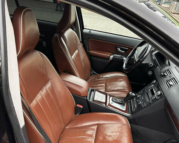 Черный Вольво ХС90, объемом двигателя 2.4 л и пробегом 250 тыс. км за 17500 $, фото 12 на Automoto.ua