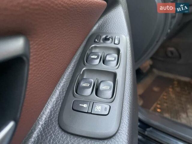 Черный Вольво ХС90, объемом двигателя 2.4 л и пробегом 197 тыс. км за 16950 $, фото 35 на Automoto.ua