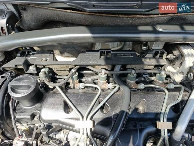 Черный Вольво ХС90, объемом двигателя 2.4 л и пробегом 355 тыс. км за 15700 $, фото 47 на Automoto.ua