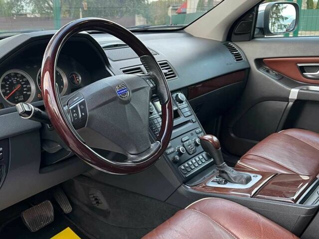 Черный Вольво ХС90, объемом двигателя 3.2 л и пробегом 256 тыс. км за 13800 $, фото 6 на Automoto.ua