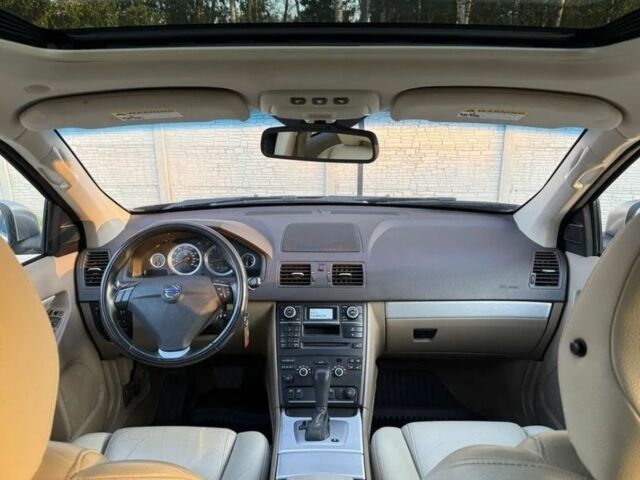 Чорний Вольво ХС90, об'ємом двигуна 3.2 л та пробігом 147 тис. км за 4100 $, фото 9 на Automoto.ua