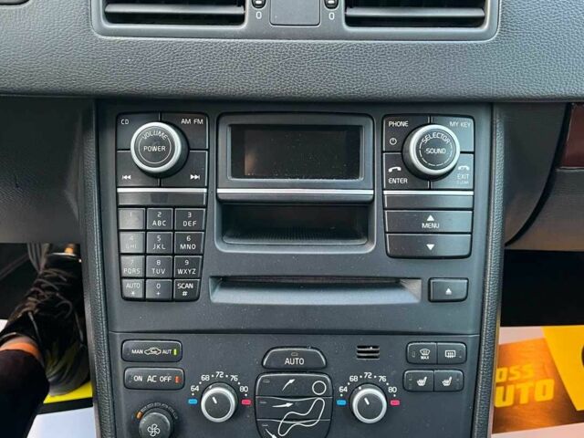 Черный Вольво ХС90, объемом двигателя 3.2 л и пробегом 256 тыс. км за 13800 $, фото 12 на Automoto.ua