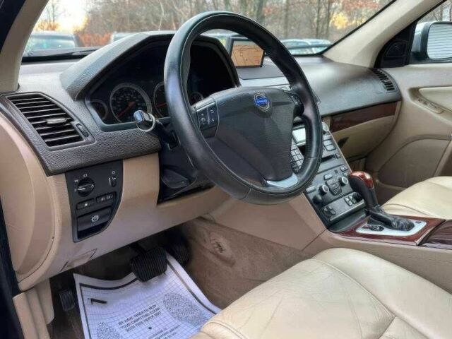 Чорний Вольво ХС90, об'ємом двигуна 3.2 л та пробігом 148 тис. км за 6000 $, фото 8 на Automoto.ua