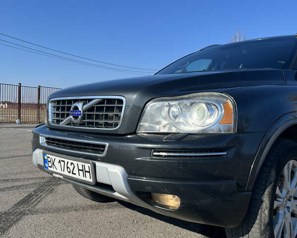 Чорний Вольво ХС90, об'ємом двигуна 2.4 л та пробігом 222 тис. км за 16950 $, фото 3 на Automoto.ua
