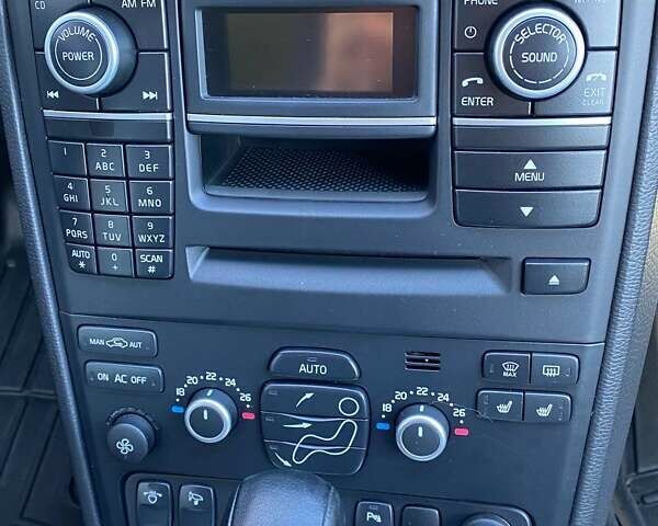 Чорний Вольво ХС90, об'ємом двигуна 2.4 л та пробігом 194 тис. км за 22500 $, фото 20 на Automoto.ua