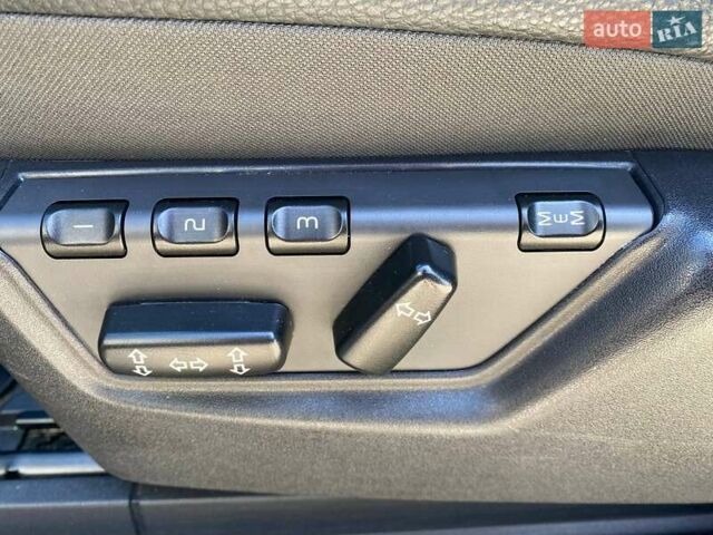 Чорний Вольво ХС90, об'ємом двигуна 2.4 л та пробігом 194 тис. км за 22500 $, фото 12 на Automoto.ua