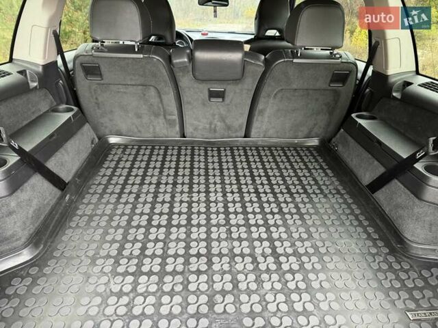 Чорний Вольво ХС90, об'ємом двигуна 2.4 л та пробігом 237 тис. км за 18300 $, фото 6 на Automoto.ua