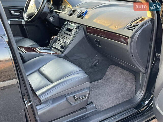 Черный Вольво ХС90, объемом двигателя 3.2 л и пробегом 136 тыс. км за 14800 $, фото 19 на Automoto.ua