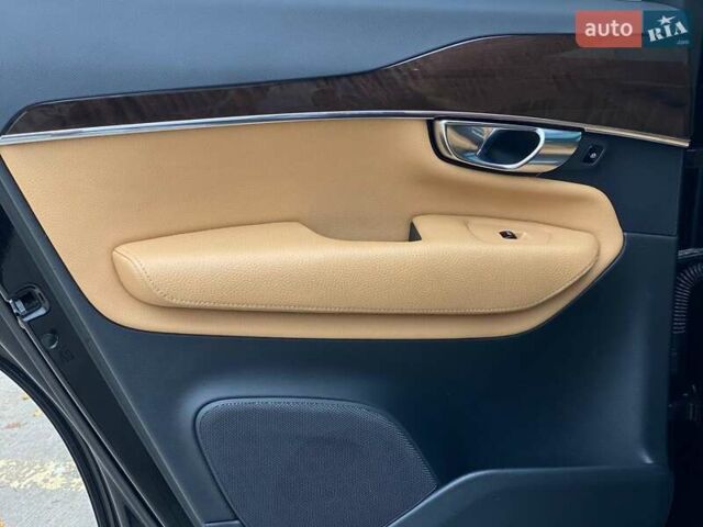 Вольво ХС90 2015 в Киеве на Automoto.ua Черный Вольво ХС90, объемом двигателя 1.97 л и пробегом 231 тыс. км за 22990 $, фото 51 на Automoto.ua