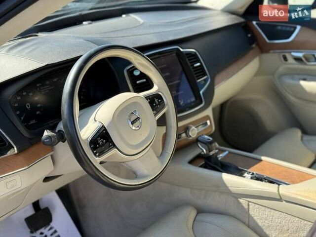 Черный Вольво ХС90, объемом двигателя 2 л и пробегом 195 тыс. км за 21200 $, фото 3 на Automoto.ua