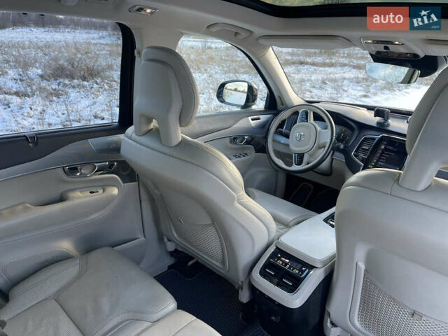 Черный Вольво ХС90, объемом двигателя 2 л и пробегом 222 тыс. км за 28500 $, фото 12 на Automoto.ua