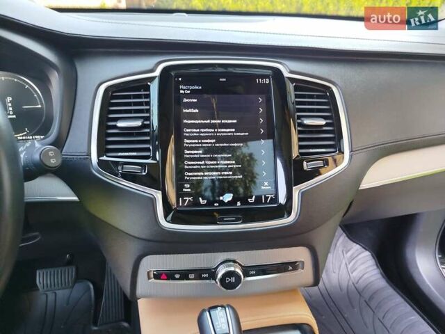 Чорний Вольво ХС90, об'ємом двигуна 2 л та пробігом 261 тис. км за 29300 $, фото 47 на Automoto.ua