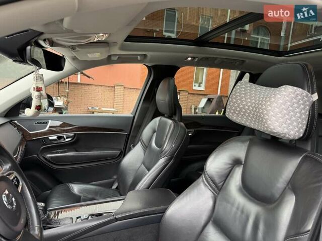 Черный Вольво ХС90, объемом двигателя 2 л и пробегом 167 тыс. км за 29500 $, фото 39 на Automoto.ua