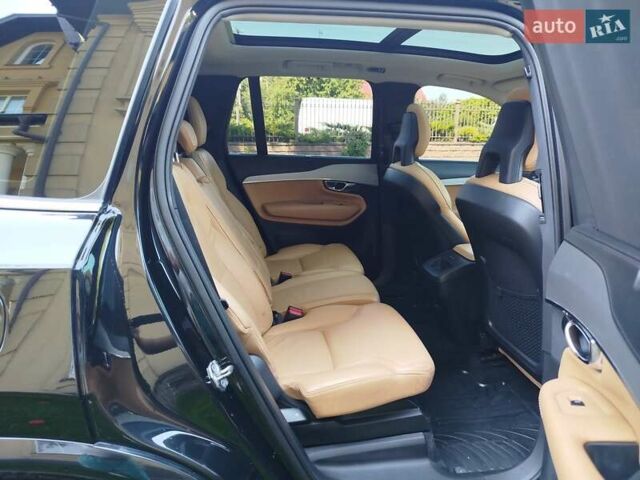 Чорний Вольво ХС90, об'ємом двигуна 2 л та пробігом 261 тис. км за 29300 $, фото 13 на Automoto.ua