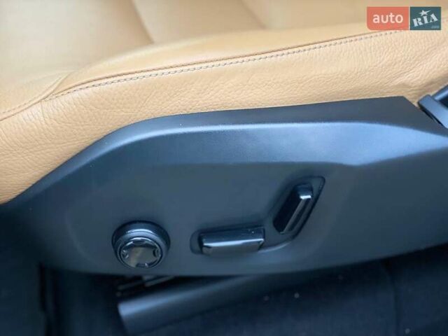 Вольво ХС90 2015 в Киеве на Automoto.ua Черный Вольво ХС90, объемом двигателя 1.97 л и пробегом 231 тыс. км за 22990 $, фото 26 на Automoto.ua