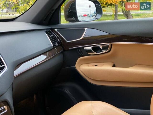 Вольво ХС90 2015 в Киеве на Automoto.ua Черный Вольво ХС90, объемом двигателя 1.97 л и пробегом 231 тыс. км за 22990 $, фото 49 на Automoto.ua