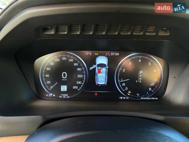 Черный Вольво ХС90, объемом двигателя 2 л и пробегом 174 тыс. км за 24400 $, фото 16 на Automoto.ua