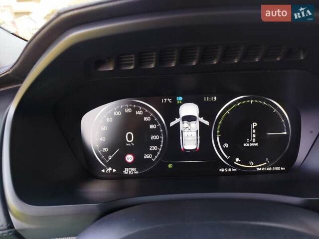 Чорний Вольво ХС90, об'ємом двигуна 2 л та пробігом 261 тис. км за 29300 $, фото 51 на Automoto.ua