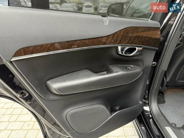 Черный Вольво ХС90, объемом двигателя 2 л и пробегом 167 тыс. км за 29500 $, фото 43 на Automoto.ua