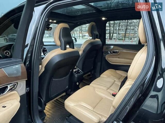 Чорний Вольво ХС90, об'ємом двигуна 1.97 л та пробігом 178 тис. км за 25700 $, фото 20 на Automoto.ua