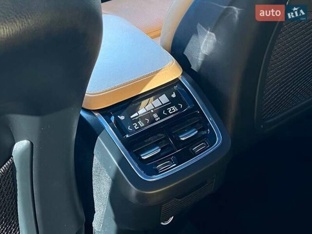 Черный Вольво ХС90, объемом двигателя 2 л и пробегом 174 тыс. км за 24400 $, фото 23 на Automoto.ua