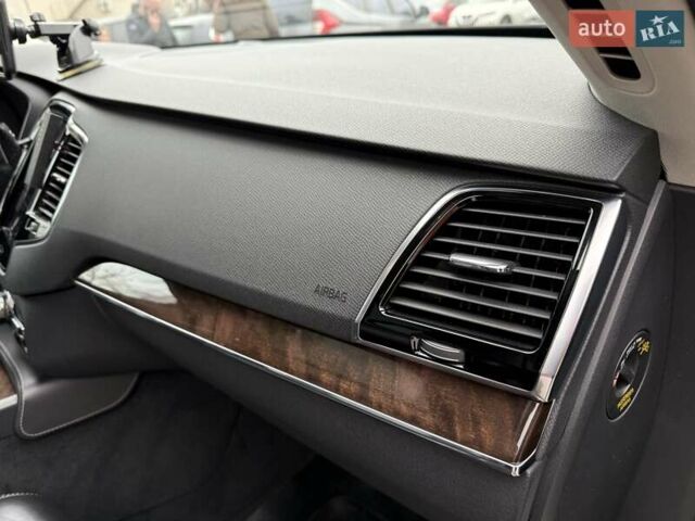 Черный Вольво ХС90, объемом двигателя 2 л и пробегом 167 тыс. км за 29500 $, фото 57 на Automoto.ua