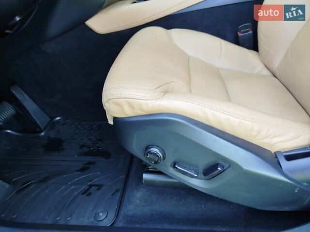 Чорний Вольво ХС90, об'ємом двигуна 2 л та пробігом 261 тис. км за 29300 $, фото 34 на Automoto.ua