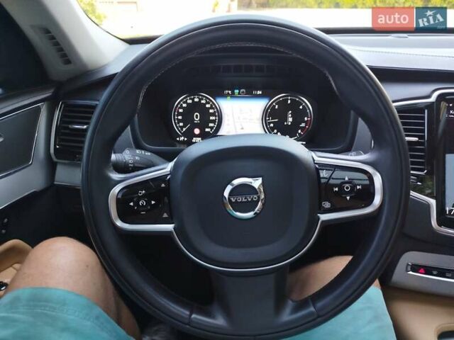 Чорний Вольво ХС90, об'ємом двигуна 2 л та пробігом 261 тис. км за 29300 $, фото 32 на Automoto.ua