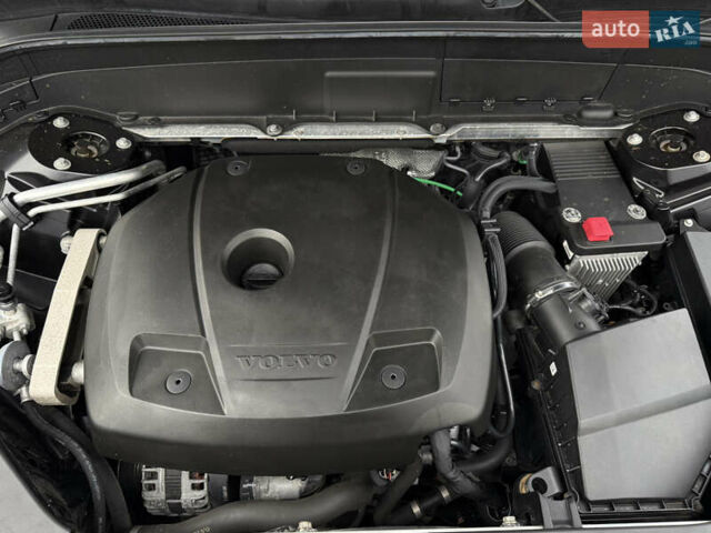 Черный Вольво ХС90, объемом двигателя 2 л и пробегом 200 тыс. км за 21800 $, фото 26 на Automoto.ua
