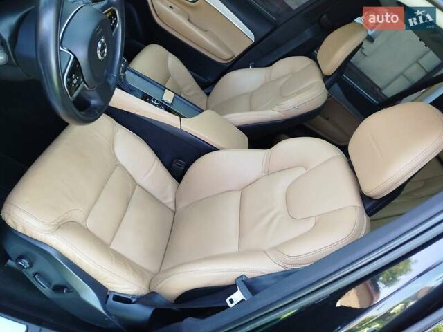 Чорний Вольво ХС90, об'ємом двигуна 2 л та пробігом 261 тис. км за 29300 $, фото 33 на Automoto.ua