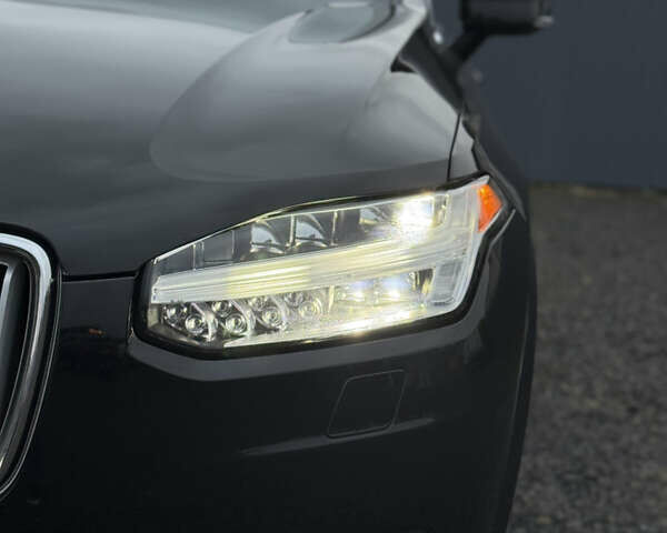 Чорний Вольво ХС90, об'ємом двигуна 1.97 л та пробігом 202 тис. км за 25499 $, фото 80 на Automoto.ua