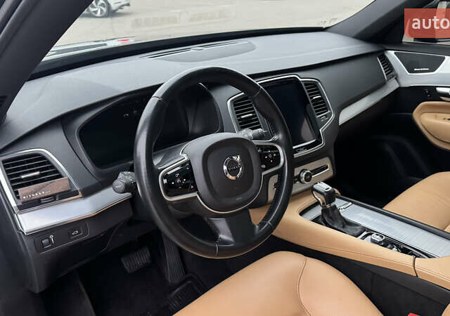 Черный Вольво ХС90, объемом двигателя 1.97 л и пробегом 243 тыс. км за 23800 $, фото 10 на Automoto.ua
