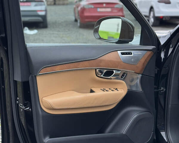 Чорний Вольво ХС90, об'ємом двигуна 1.97 л та пробігом 202 тис. км за 25499 $, фото 20 на Automoto.ua