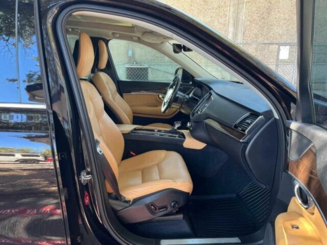 Черный Вольво ХС90, объемом двигателя 2 л и пробегом 74 тыс. км за 20000 $, фото 8 на Automoto.ua