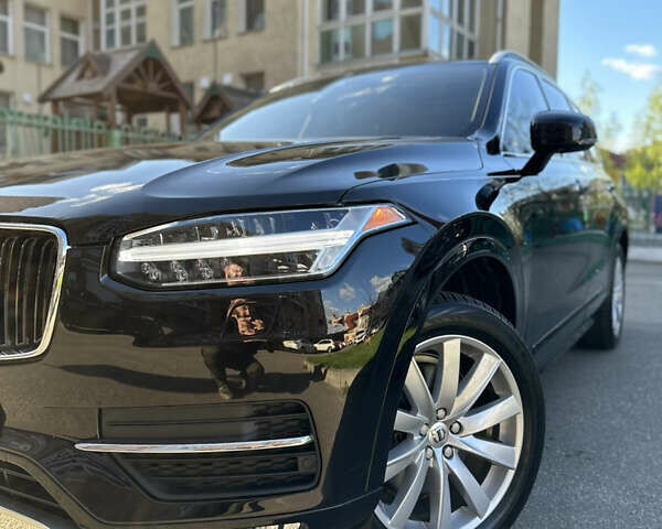 Чорний Вольво ХС90, об'ємом двигуна 2 л та пробігом 131 тис. км за 33900 $, фото 6 на Automoto.ua