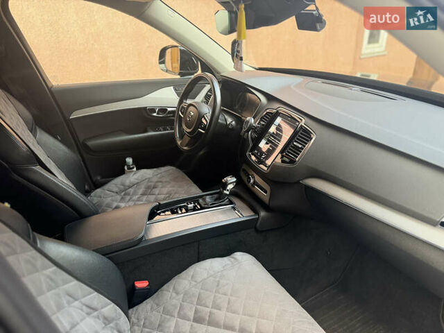 Черный Вольво ХС90, объемом двигателя 2 л и пробегом 152 тыс. км за 35000 $, фото 9 на Automoto.ua