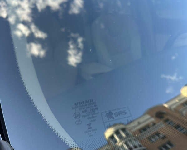 Чорний Вольво ХС90, об'ємом двигуна 2 л та пробігом 131 тис. км за 33900 $, фото 55 на Automoto.ua