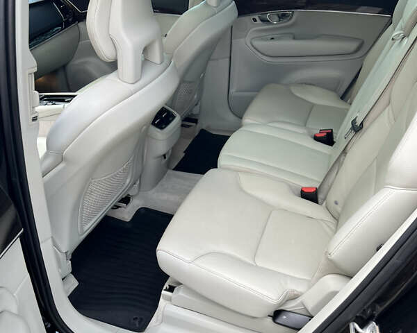 Чорний Вольво ХС90, об'ємом двигуна 1.97 л та пробігом 290 тис. км за 23500 $, фото 16 на Automoto.ua