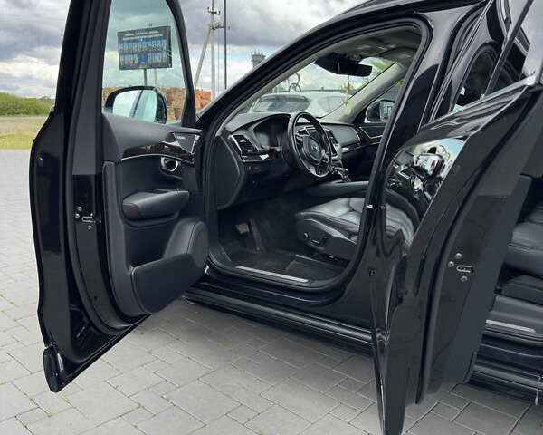 Чорний Вольво ХС90, об'ємом двигуна 1.97 л та пробігом 278 тис. км за 24000 $, фото 12 на Automoto.ua