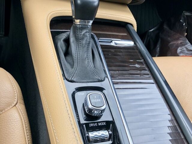 Черный Вольво ХС90, объемом двигателя 2 л и пробегом 140 тыс. км за 29000 $, фото 7 на Automoto.ua