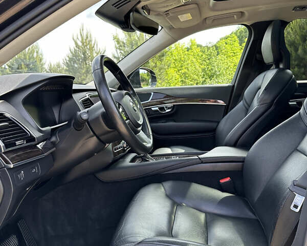 Вольво ХС90 2016 в Львове на Automoto.ua Черный Вольво ХС90, объемом двигателя 1.97 л и пробегом 138 тыс. км за 25300 $, фото 13 на Automoto.ua