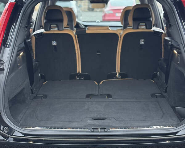 Чорний Вольво ХС90, об'ємом двигуна 1.97 л та пробігом 202 тис. км за 25499 $, фото 24 на Automoto.ua