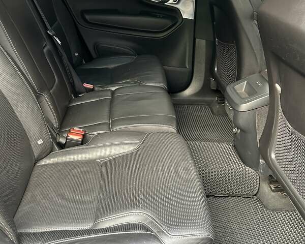 Черный Вольво ХС90, объемом двигателя 1.97 л и пробегом 288 тыс. км за 29780 $, фото 31 на Automoto.ua